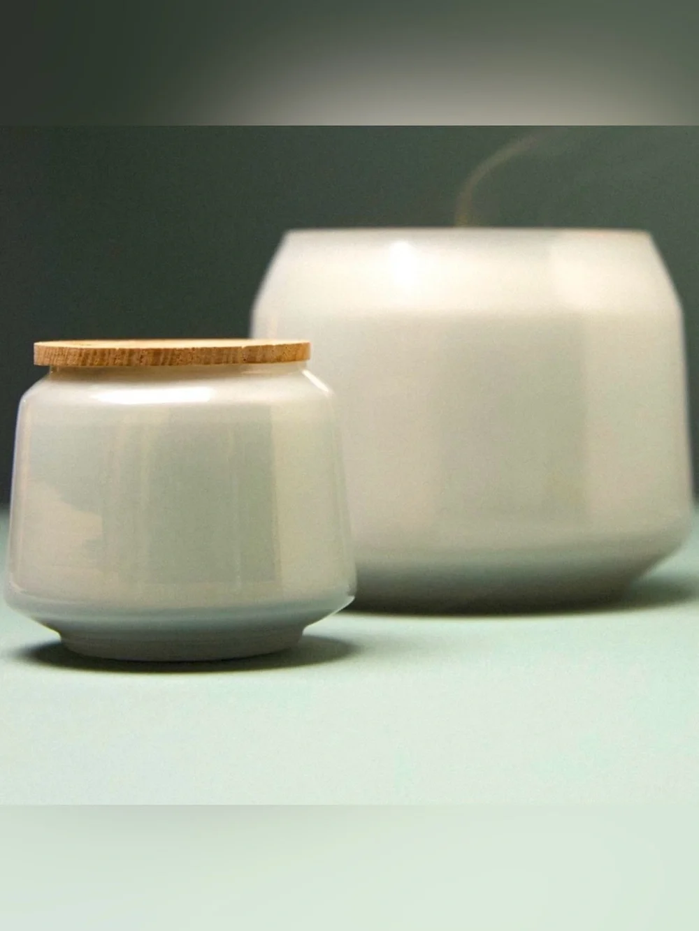 Anthropologie Night Gardenia Small Candle with Wooden Lid
